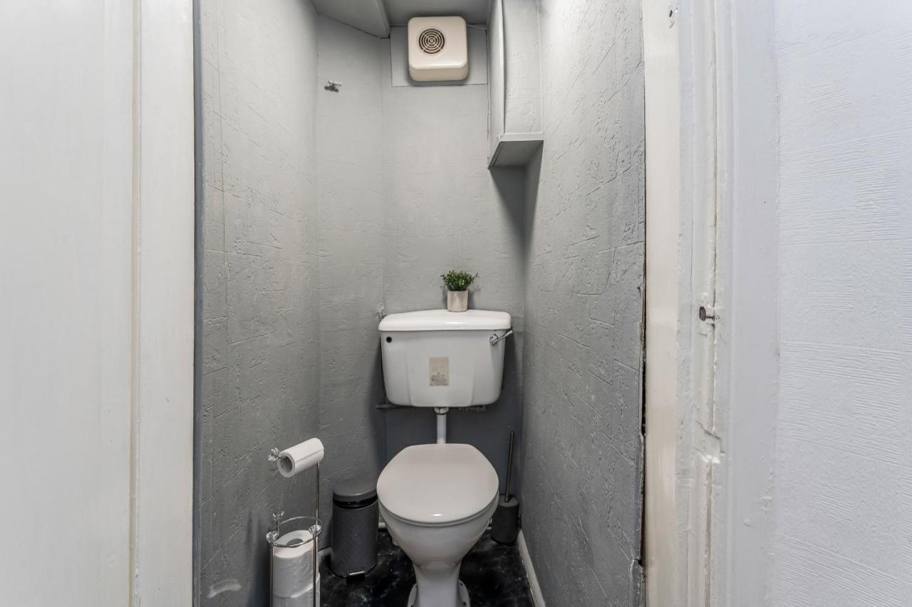 Central City Centre 2 Bedroom Flat - Close To Haymarket Train Station. Edinburgh Exteriér fotografie